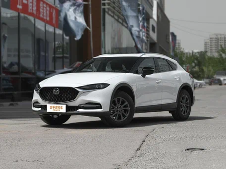 2023 Mazda CX-4 I Рестайлинг, белый, 1750000 рублей, вид 1