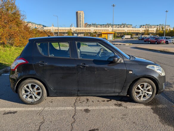 2011 Suzuki Swift IV, чёрный, 690000 рублей - вид 1