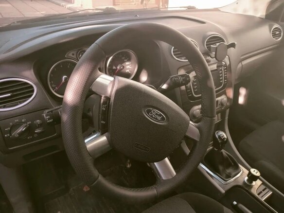 2008 Ford Focus II, чёрный, 400000 рублей - вид 4