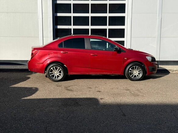 2012 Chevrolet Aveo II, красный, 485000 рублей - вид 5