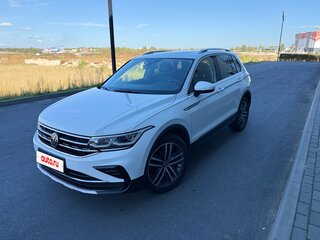 2022 Volkswagen Tiguan II Рестайлинг, белый, 3630236 рублей, вид 1