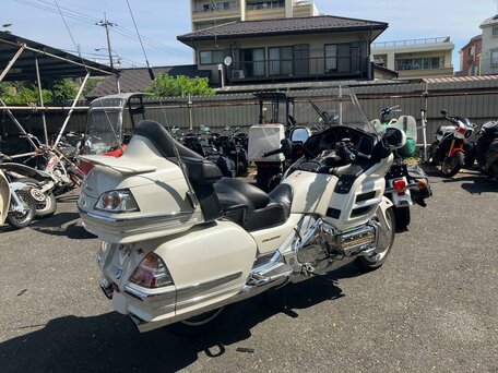 2003 Honda GL 1800 Gold Wing, белый, 877000 рублей, вид 3