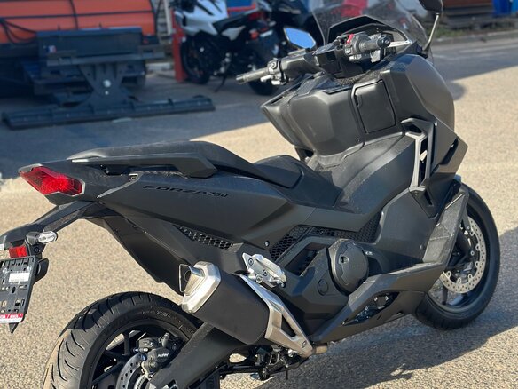 2026 Honda Forza, чёрный, 1650000 рублей - вид 7