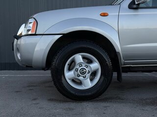 2013 Nissan NP300, серебристый, 1490000 рублей, вид 5