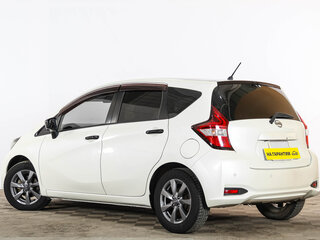 2018 Nissan Note e-Power II Рестайлинг, белый, 1129000 рублей, вид 4