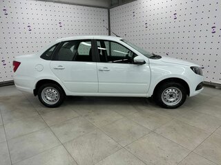 2026 Lada (ВАЗ) Granta I Рестайлинг, белый, 982000 рублей, вид 4
