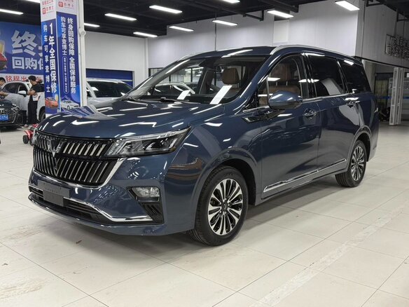 2023 Wuling Jiachen, синий, 970000 рублей