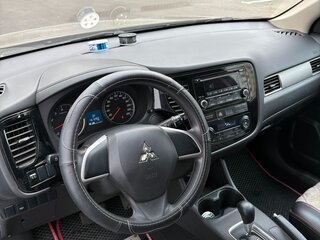 2015 Mitsubishi Outlander III Рестайлинг 2, чёрный, 1387000 рублей, вид 5