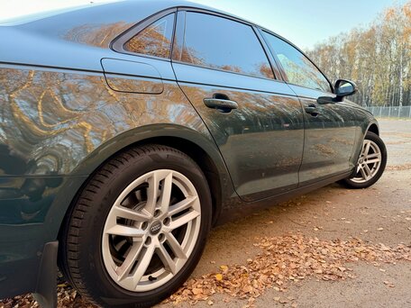 2018 Audi A4 V (B9), зелёный, 2450000 рублей, вид 4