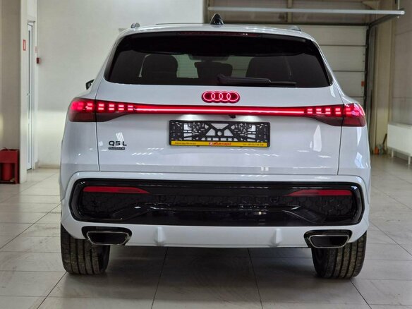 2026 Audi Q5 L III (GU), белый, 6170000 рублей - вид 5