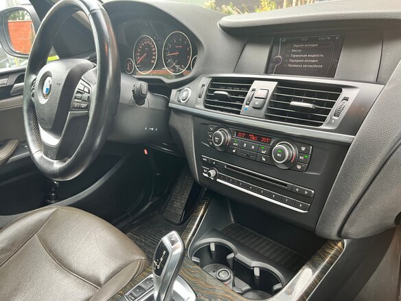 2013 BMW X3 28i xDrive II (F25), белый - вид 15