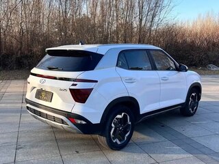 2021 Hyundai ix25 II, белый, 1750000 рублей, вид 4