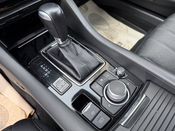 2019 Mazda 6 III (GJ) Рестайлинг 2, белый - вид 13