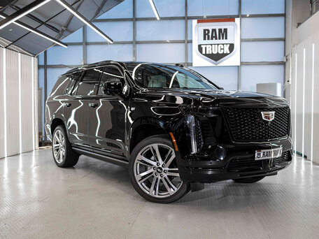 2025 Cadillac Escalade V Рестайлинг, чёрный, 18256952 рублей, вид 1