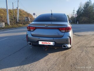 2020 Kia Rio IV, серый, 1500000 рублей, вид 4