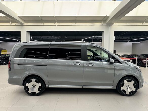 2026 Mercedes-Benz V-Класс Long 300 d длинный III (W447) Рестайлинг 2, серый, 14990000 рублей - вид 9