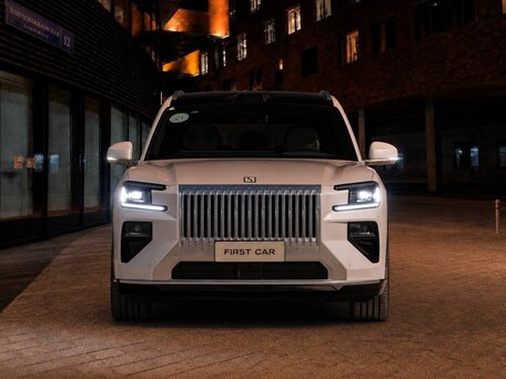 2026 Zeekr 8X 55 kWh, белый, 10375000 рублей, вид 2