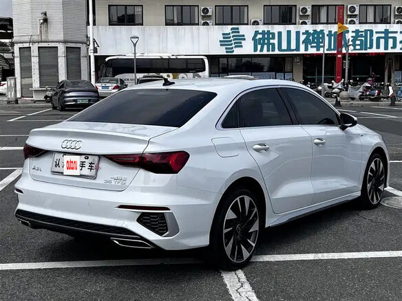 2022 Audi A3 35 TFSI Long IV (8Y), белый, 1619000 рублей - вид 9