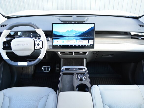 2024 Jetour Dashing I, белый, 2999999 рублей - вид 10