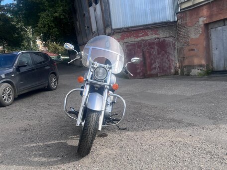 2005 Honda Shadow 750, белый, 550000 рублей, вид 1