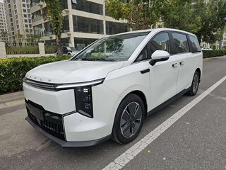 2025 Maxus MIFA 7 39.7 kWh, белый, 3489400 рублей, вид 1