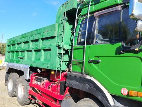 1991 Nissan Diesel, зелёный, 1200000 рублей, вид 2