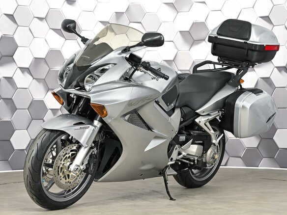 2005 Honda VFR 800, серебристый, 497000 рублей - вид 1