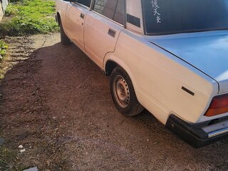 2004 Lada (ВАЗ) 2107, белый, 125000 рублей, вид 5