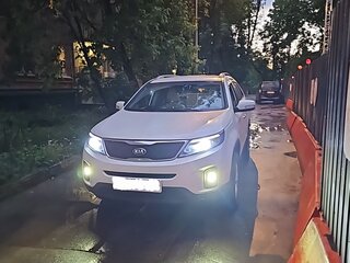 2014 Kia Sorento II Рестайлинг, белый, 1800000 рублей, вид 1