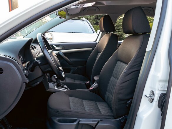 2011 Skoda Octavia DSG7 II (A5) Рестайлинг, белый - вид 10