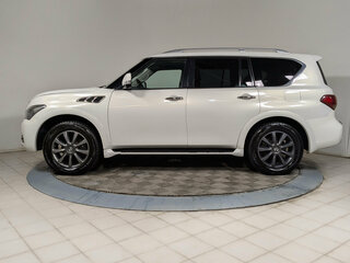 2011 Infiniti QX56 II, белый, 1799900 рублей, вид 5
