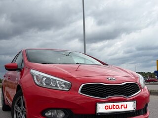 2015 Kia Ceed II, красный, 1036000 рублей, вид 2