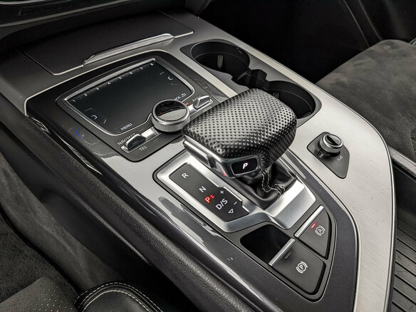 2019 Audi Q7 45 TDI II (4M) Рестайлинг, белый, 4850000 рублей - вид 20