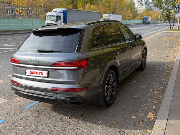2020 Audi Q7 55 TFSI II (4M) Рестайлинг, серый, 6990000 рублей - вид 2