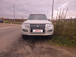 2015 Mitsubishi Pajero IV Рестайлинг 2, белый, 2350000 рублей, вид 1
