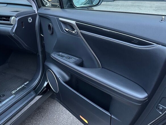 2020 Lexus RX 300 IV Рестайлинг, чёрный, 6200000 рублей - вид 15