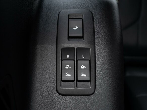 2021 Lexus GX 460 II Рестайлинг 2, белый, 7280000 рублей - вид 24
