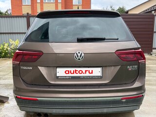 2017 Volkswagen Tiguan II, коричневый, 2000000 рублей, вид 2