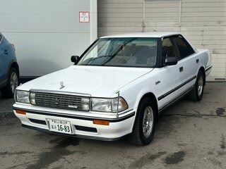 1991 Toyota Crown VIII (S130), белый, 450000 рублей, вид 1