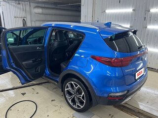 2020 Kia Sportage IV Рестайлинг, чёрный, 2650000 рублей, вид 4