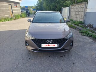 2021 Hyundai Solaris II Рестайлинг, коричневый, 1680000 рублей, вид 1