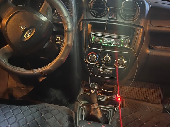 2013 Lada (ВАЗ) Granta I, серебристый, 240000 рублей - вид 4