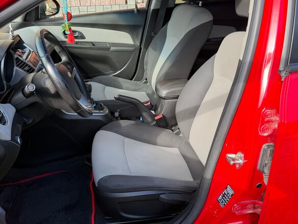 2012 Chevrolet Cruze I, красный - вид 5