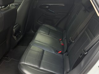 2021 Land Rover Range Rover Evoque II, белый, 4300000 рублей, вид 5