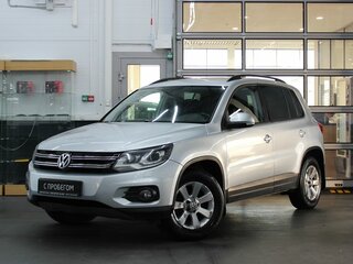 2012 Volkswagen Tiguan I Рестайлинг, серебристый, 890000 рублей, вид 1