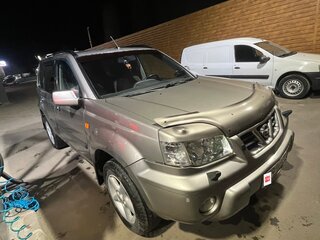 2003 Nissan X-Trail I Рестайлинг, белый, 650000 рублей, вид 3