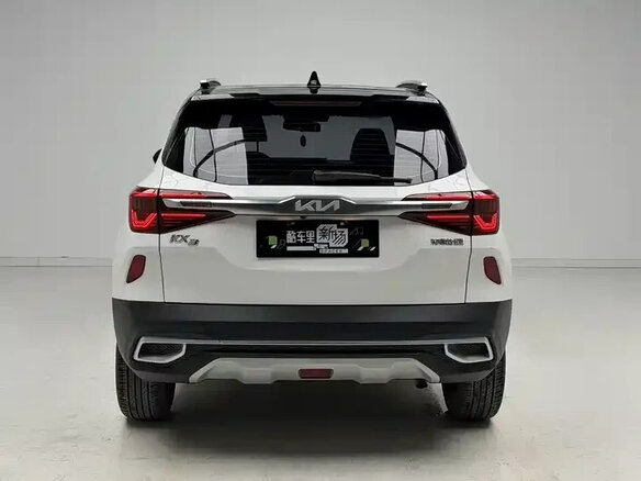 2021 Kia KX3, белый, 1323000 рублей - вид 6