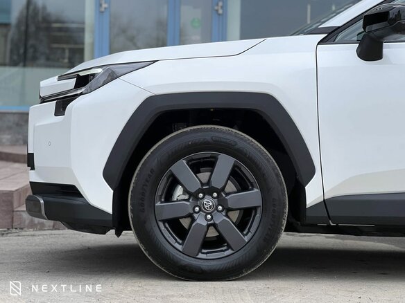 2026 Toyota RAV4 VI (XA60), белый, 4350000 рублей - вид 30