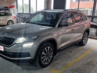 2019 Skoda Kodiaq I, бежевый, 2139000 рублей, вид 2