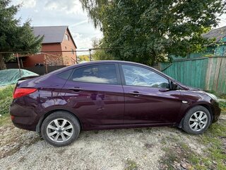 2013 Hyundai Solaris I, фиолетовый, 780000 рублей, вид 3